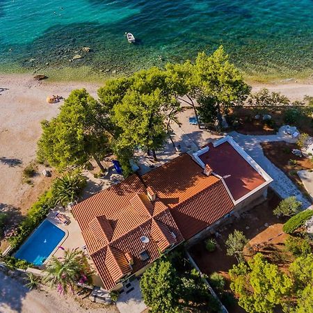 Deluxe Villa Sirena On The Beach With Pool 苏佩塔尔 外观 照片
